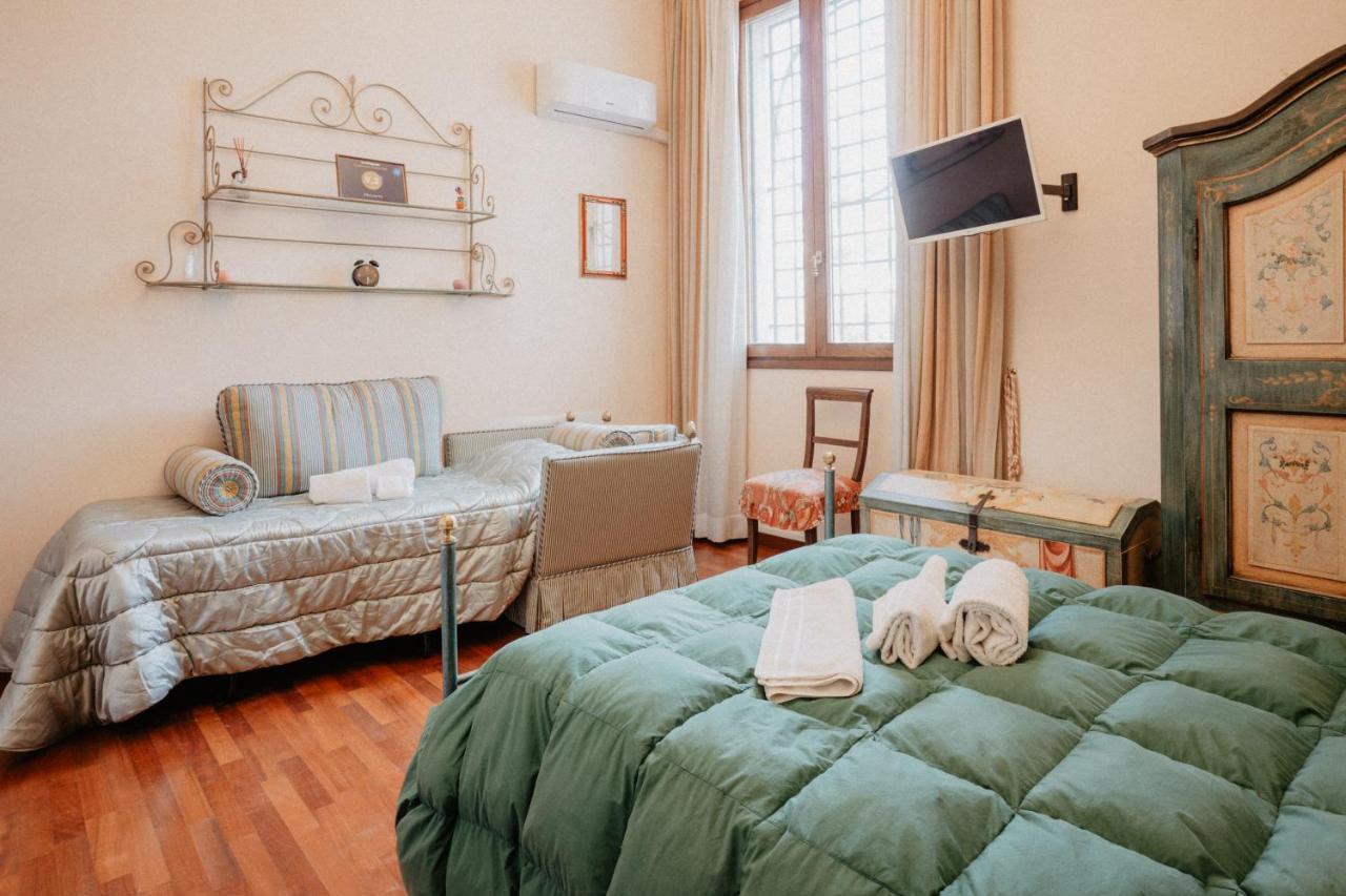 טאראנטו Villa Luigi XVI מראה חיצוני תמונה