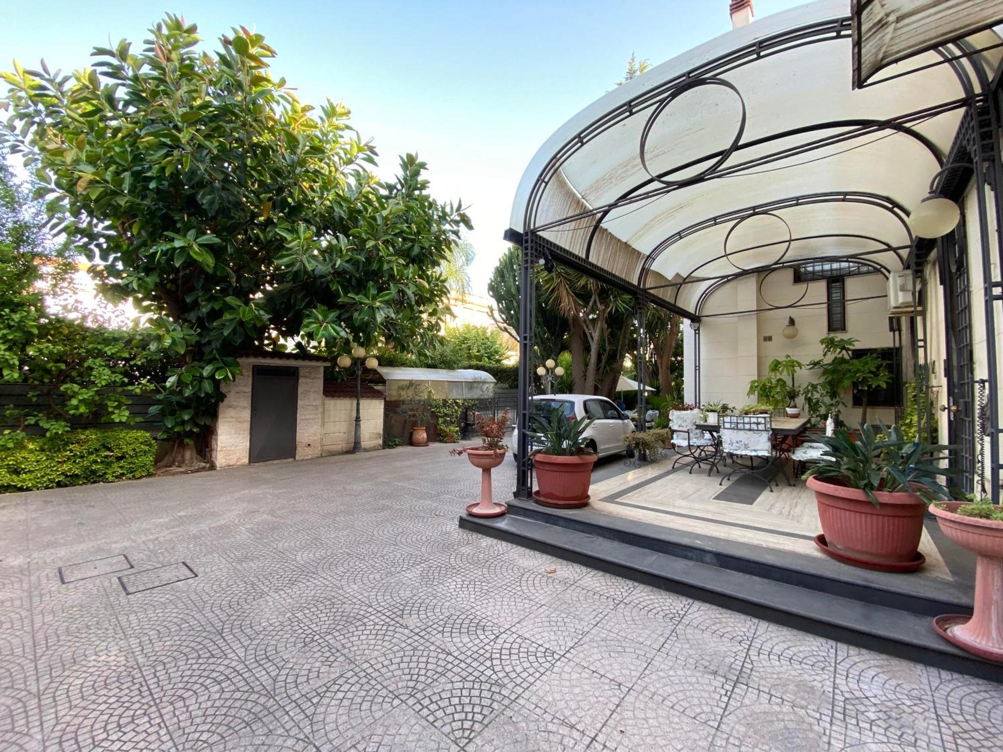 טאראנטו Villa Luigi XVI מראה חיצוני תמונה