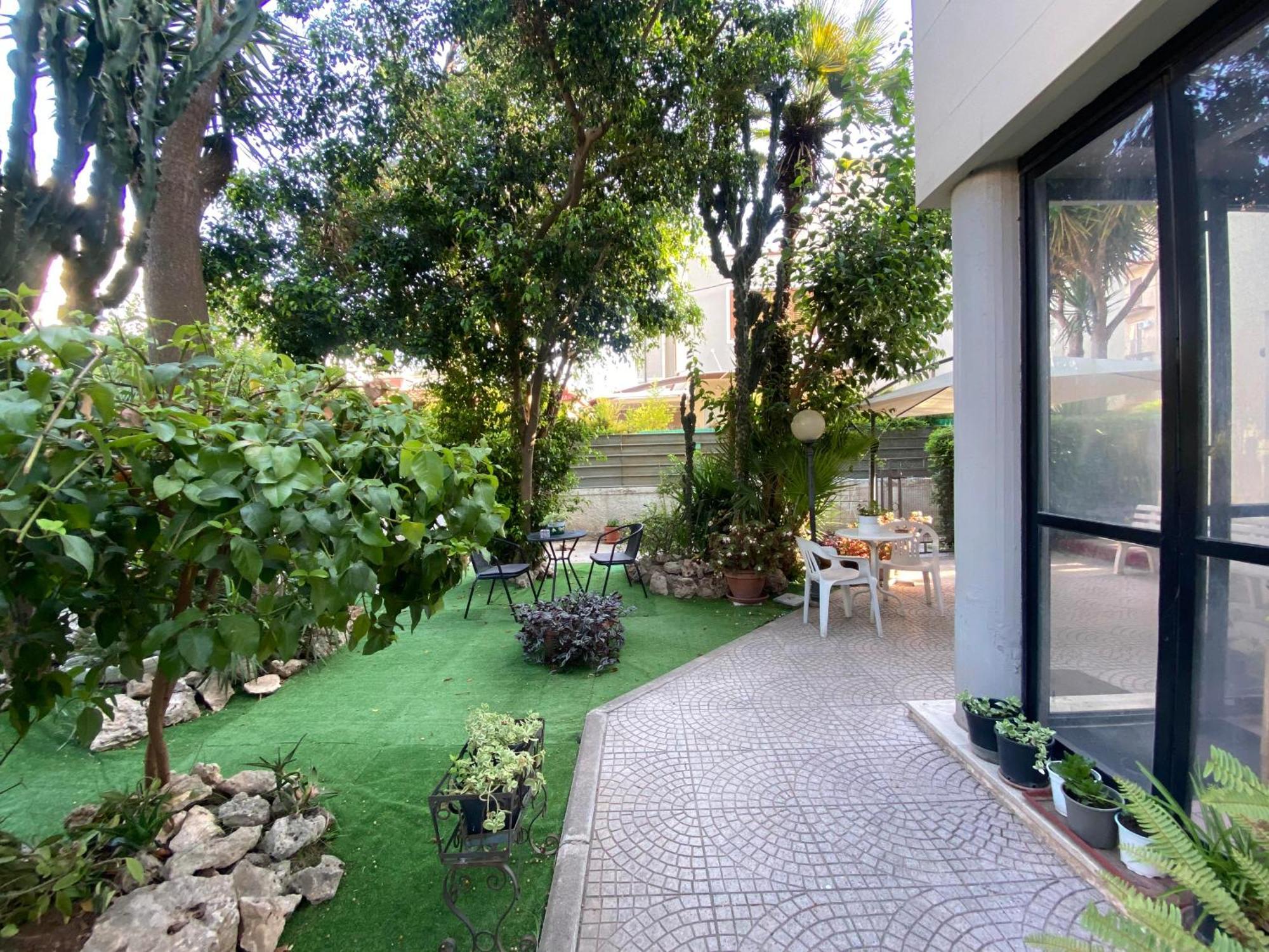 טאראנטו Villa Luigi XVI מראה חיצוני תמונה