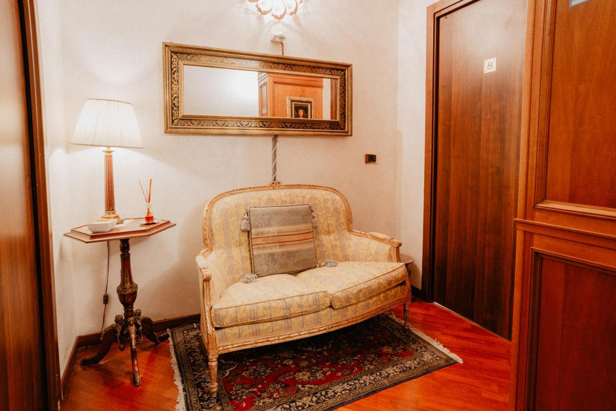 טאראנטו Villa Luigi XVI מראה חיצוני תמונה