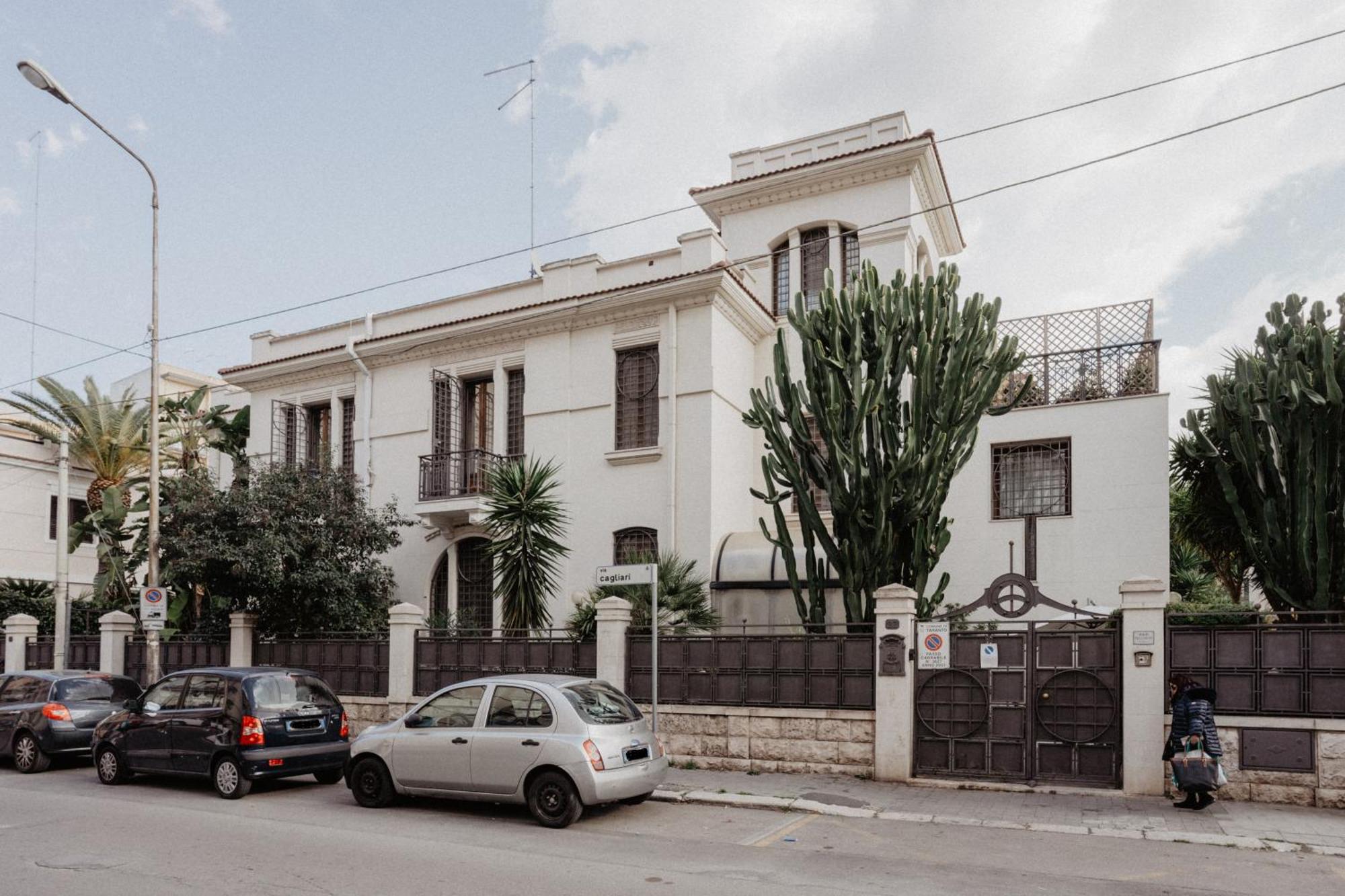 טאראנטו Villa Luigi XVI מראה חיצוני תמונה